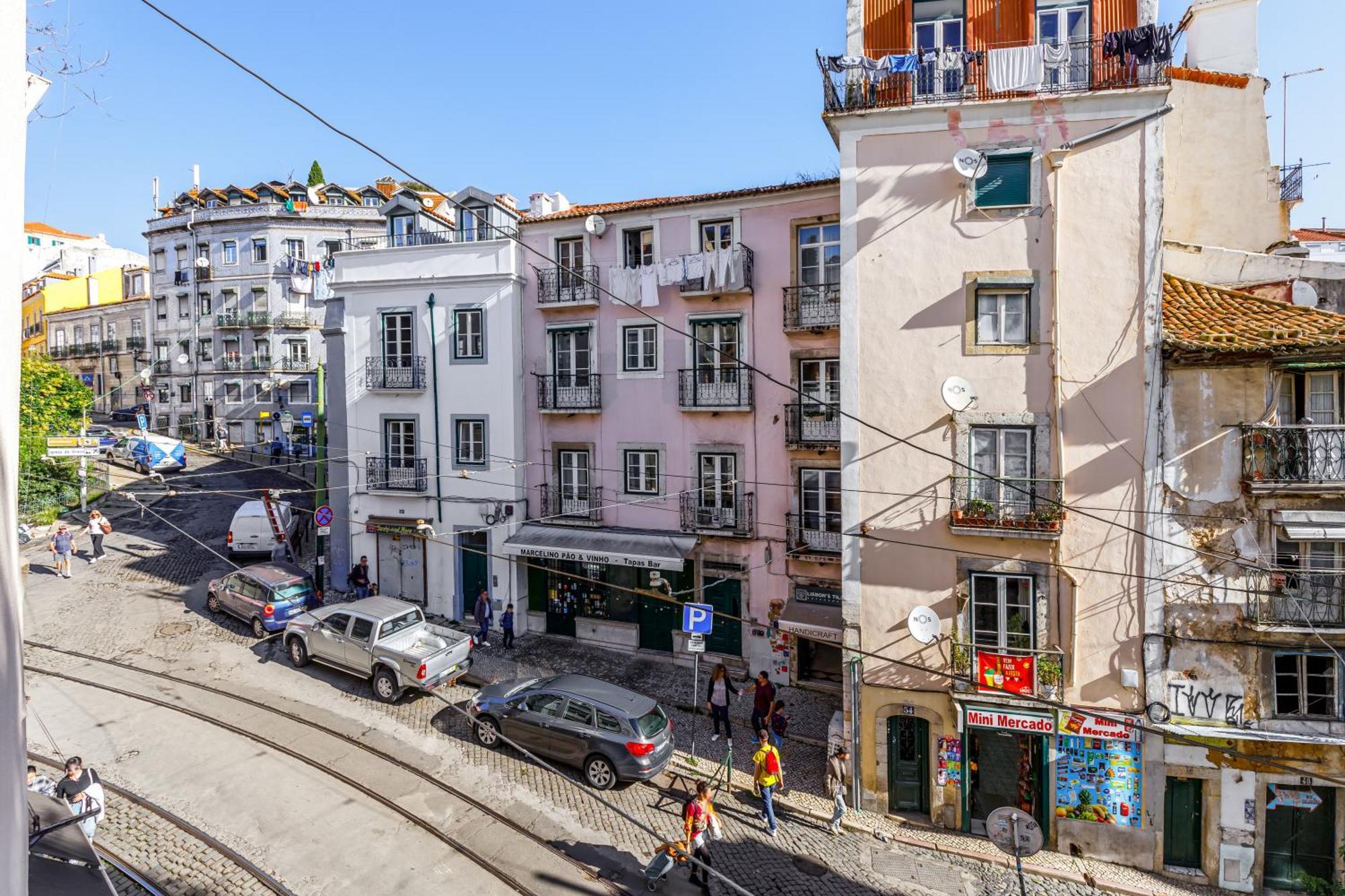 Typical Apartment Alfama-Center Lisbon Exterior photo