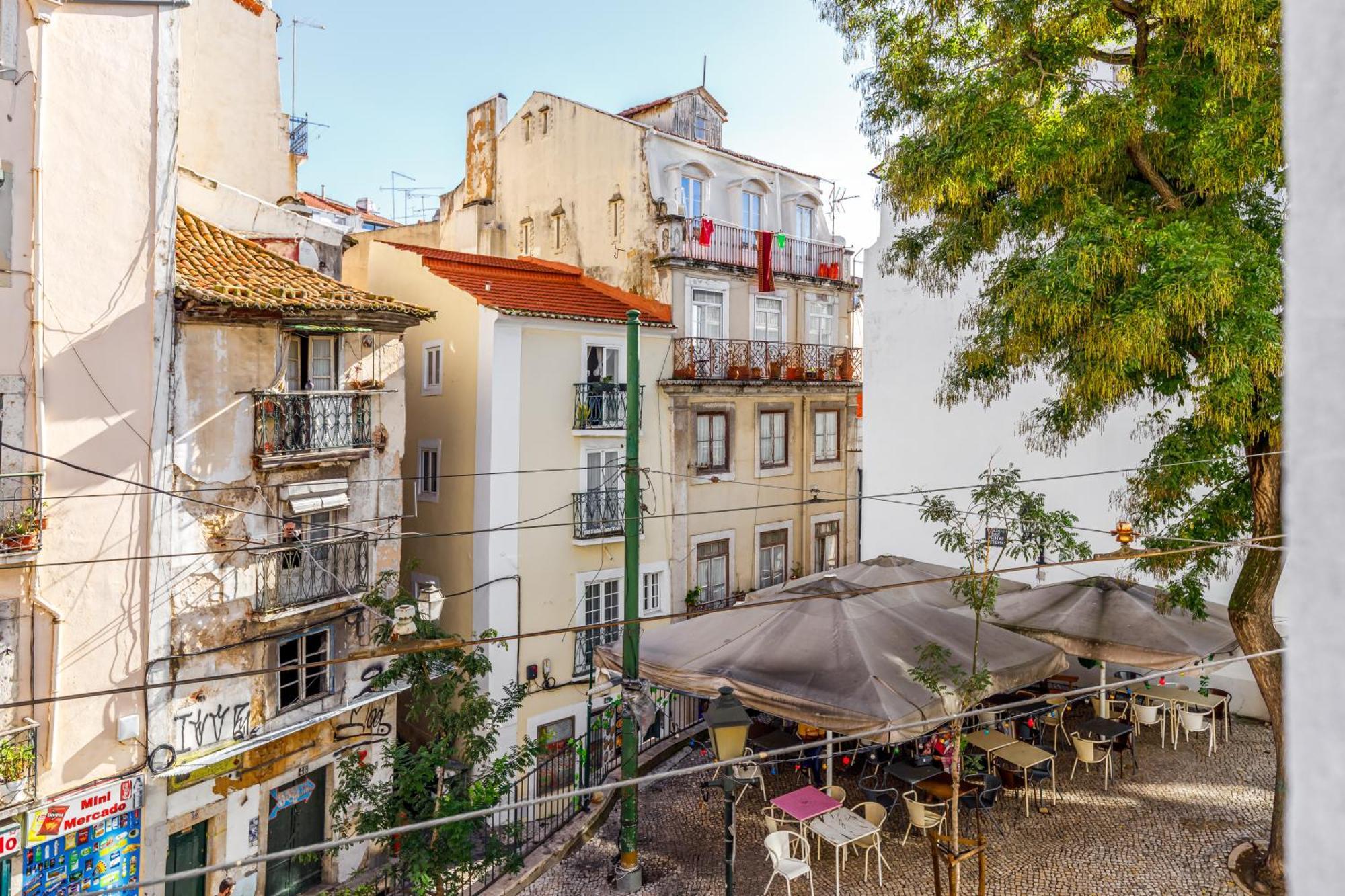 Typical Apartment Alfama-Center Lisbon Exterior photo